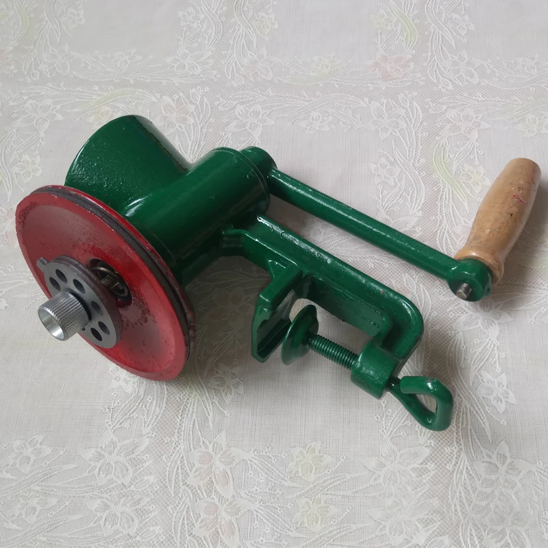 New Household Chili Soybean Grain Rice Mill Wheat Corn Flour Hand Crank Oats Flour Mill Pulverizer Mincer