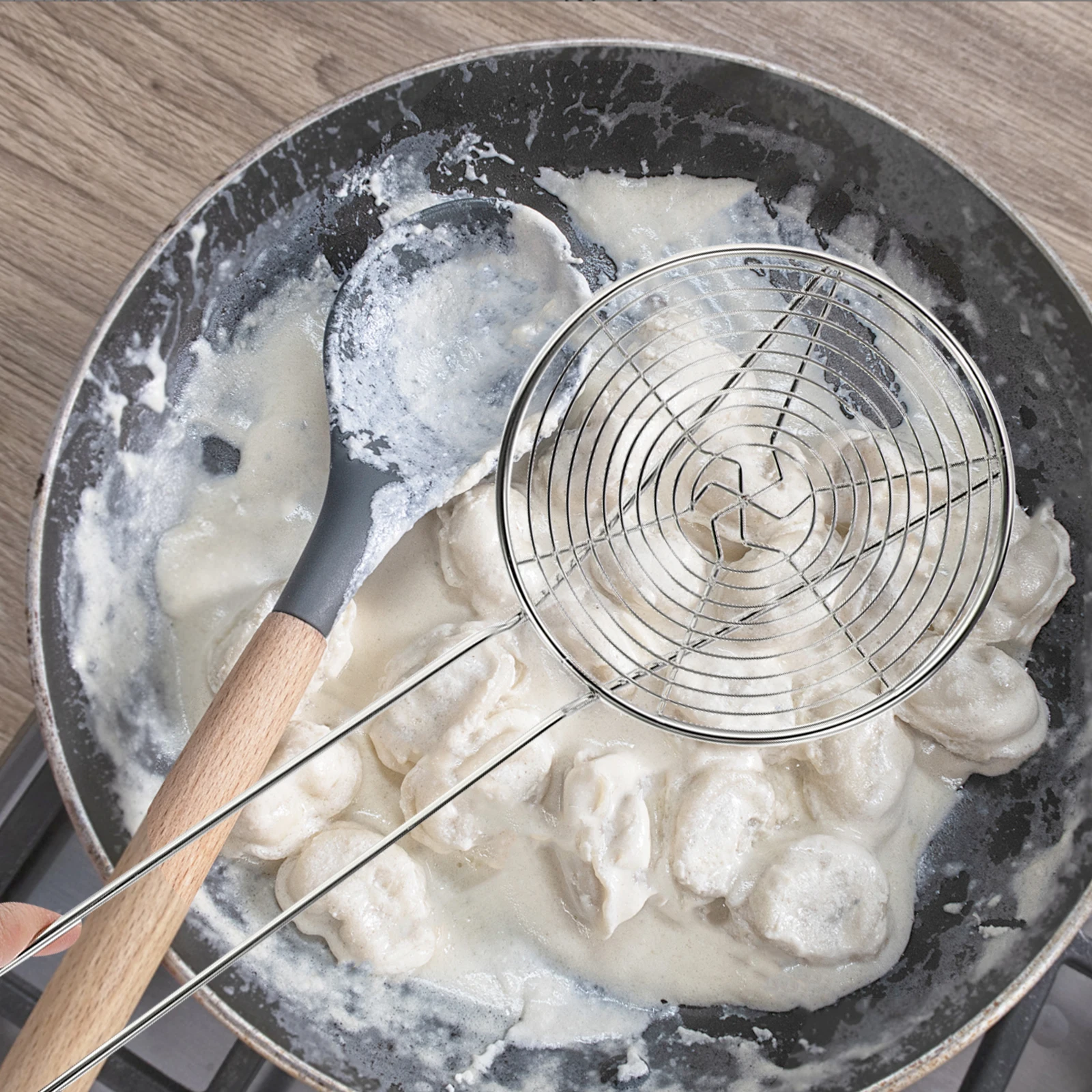 

Stainless Steel Filtering Spoon Hot Pot Skimmer Ladle Kitchen Strainer Oil Residue Colander Heat Resistant Practical For
