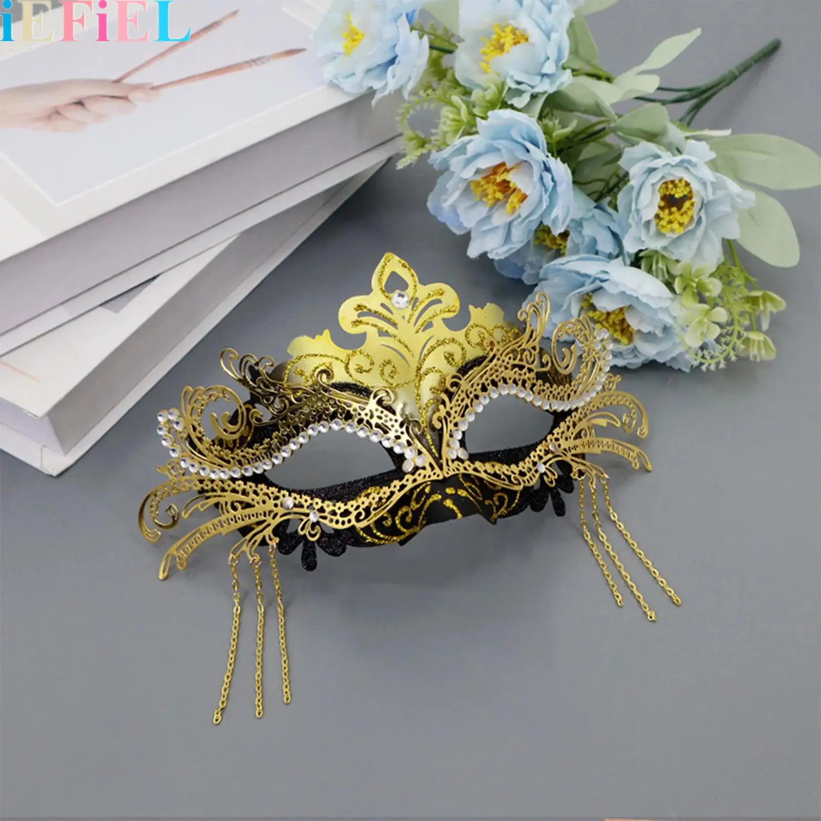 

Women Masquerade Party Mask with Elastic Band Rhinestone Metal Chain Decoration for Carnival Theme Party Costume Ball