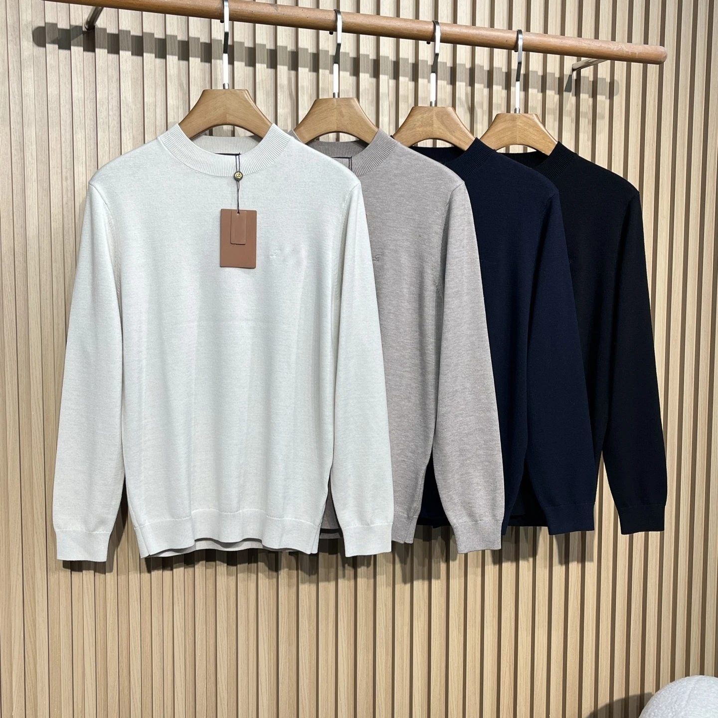 

LP Italian 25aw letter wool blend crew neck knitted sweater