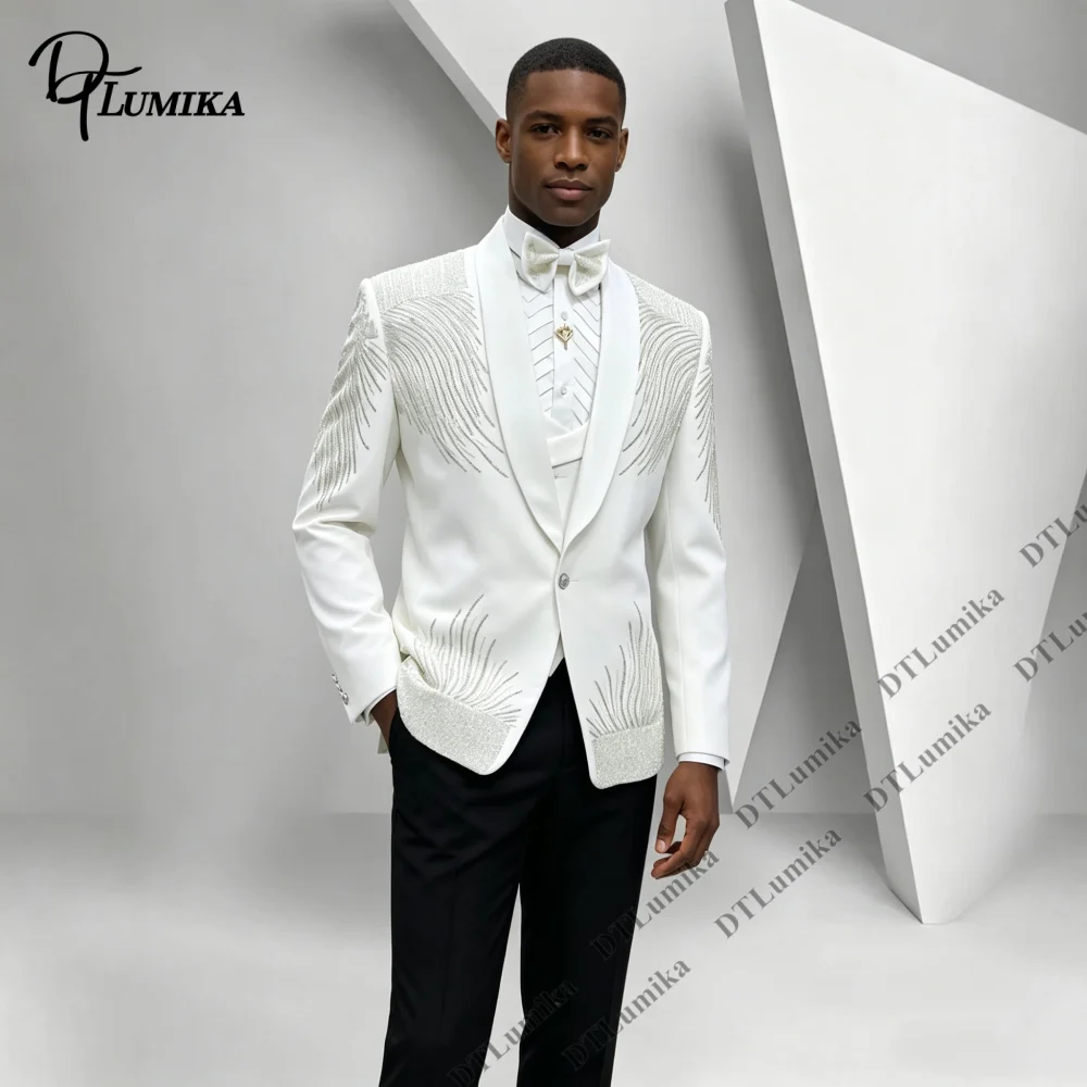 Tailored Men Tuxedo Suit 3 Piece Suit Silver Rhinestone Feather Pattern Shawl Lapel Blazer Vest Pants Luxury Groom Formal Wear