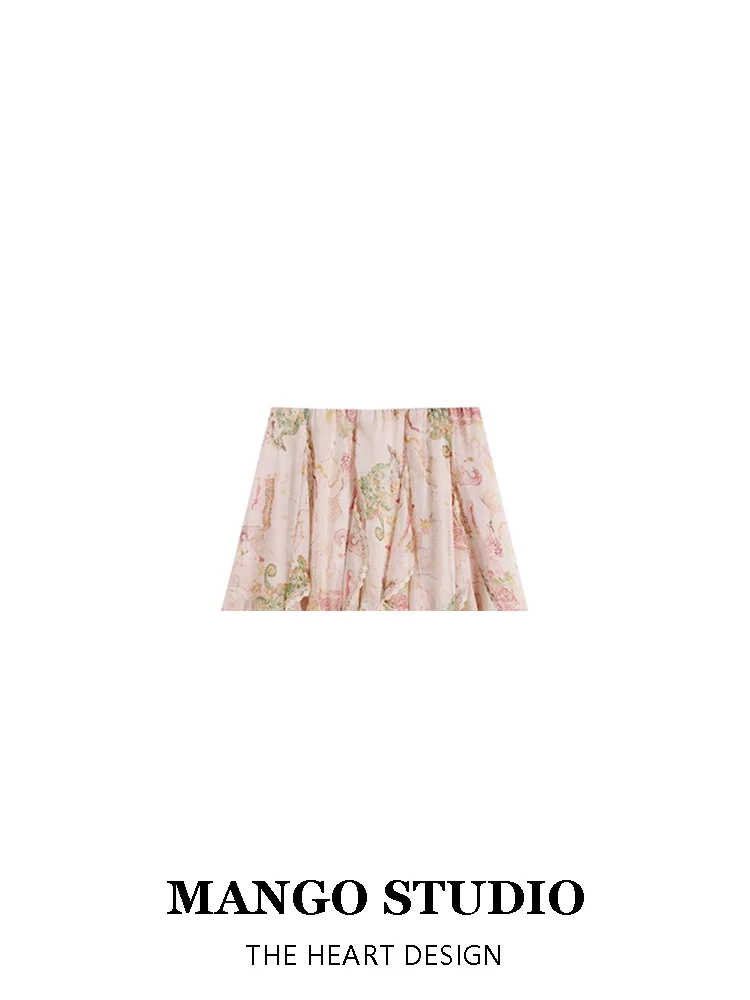 Vintage Bohemian Floral Print Half Skirt with Lace Trim Asymmetrical Hemline Large Swing A-Line Silhouette High Waist Design