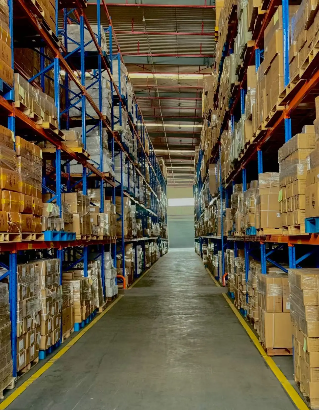 Op-77682 accessoires gloednieuwe originele echte spot industriële automatisering PAC speciale PLC-programmeercontroller