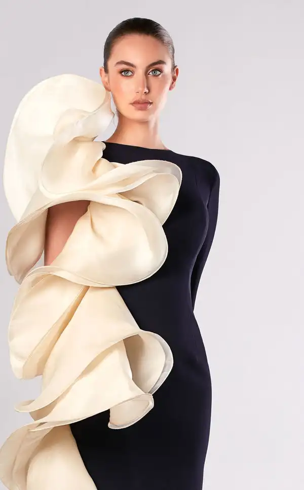 Customized Exquisite Jersey Pleat Straight High Collar Long Dresses Bespoke Occasion Dresses Modern Style High quality Fashion
