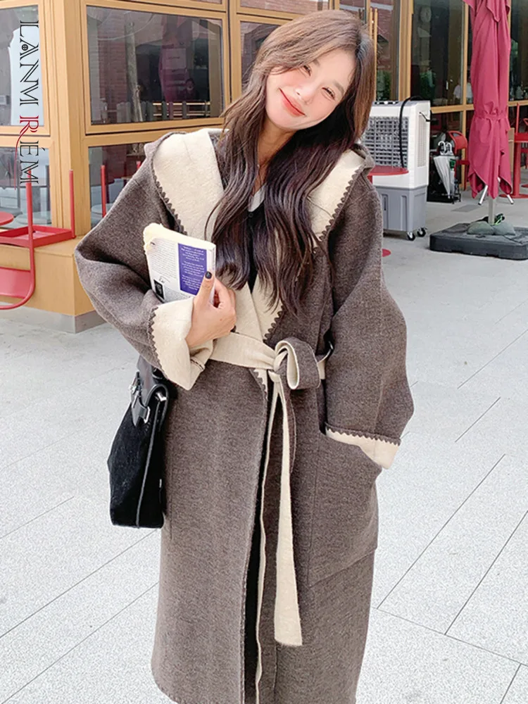 

LANMREM Fashion Woolen Hooded Coat For Women Korean Style Full Sleeves Belt Gathered Waist Color Block 2024 Winter New 2DB1013