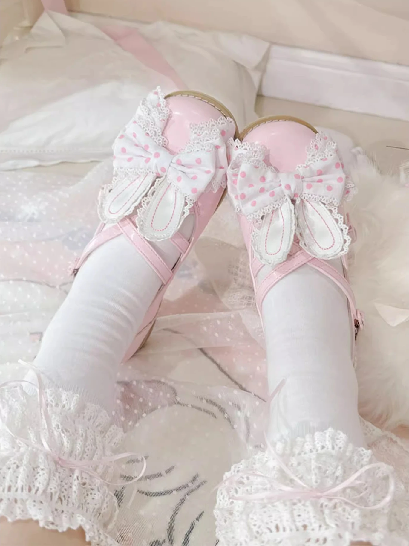 Zapatos rosas con lazo en la oreja de conejo y lunares, zapatos de cuero de tacón bajo, punta redonda, tacón plano, zapatos de cuero pequeños para primavera y otoño