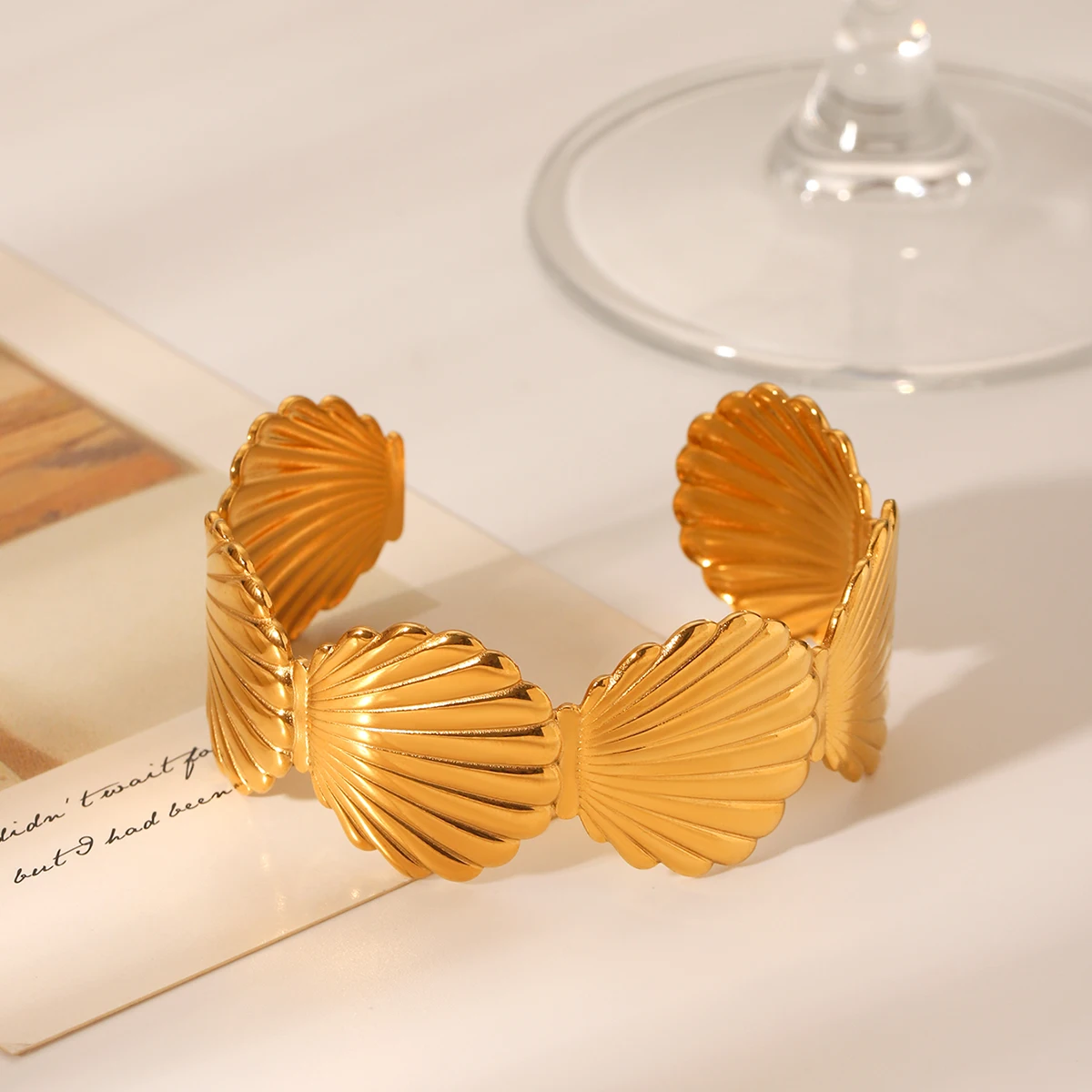 

Huangchao Hollow Wide Cuff Bracelet with Three Oval Stones for Women, Stainless Steel 18K Gold Plated Bangles Fashion Jewelry