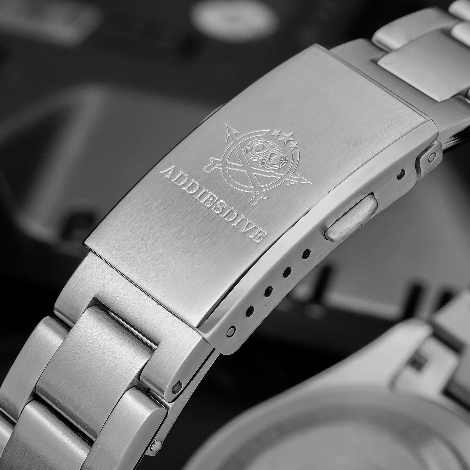 ADDIESDIVE Top Brand Man Watch Sapphire Bubble Mirror Pot Cover Glass NH35 Automatic Mechnical Stainless Steel NEW Diver Watches