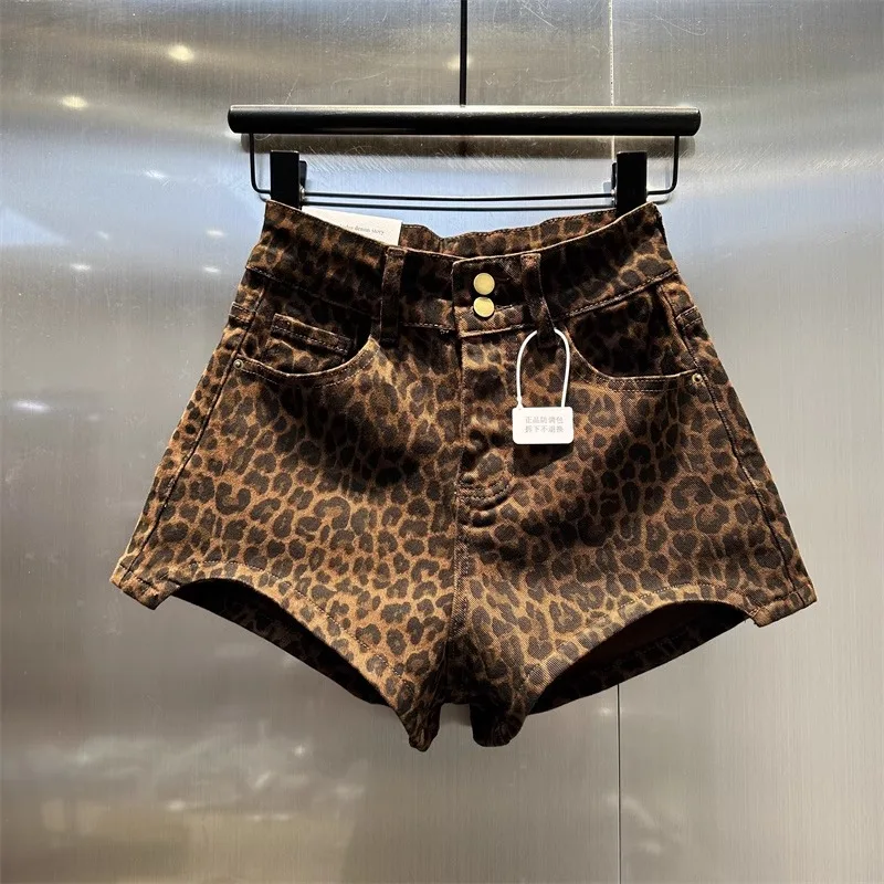 

Spring Autumn Leopard High Waist Denim Shorts 2025 New Wide Leg Pants Gool Girls High Street Sexy Hot Double Button Jeans Pants