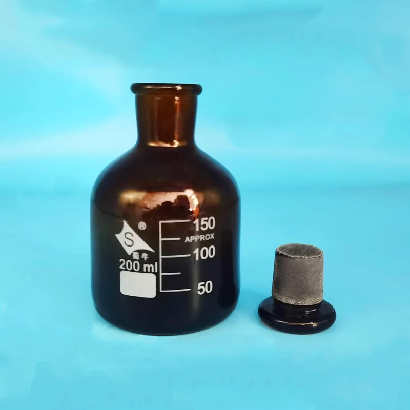 

Brown reagent bottle,amber,30ml60ml125ml250ml500ml1000ml,Narrow neck,Standard ground glass stopper,Ordinary glass,Graduations