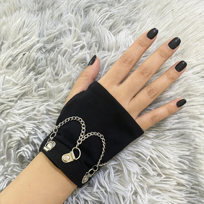 G92D Black Gothic Fingerless Gloves with Metal Chain Detail, Lightweight Half Finger for Stage Wear and Costume Looks