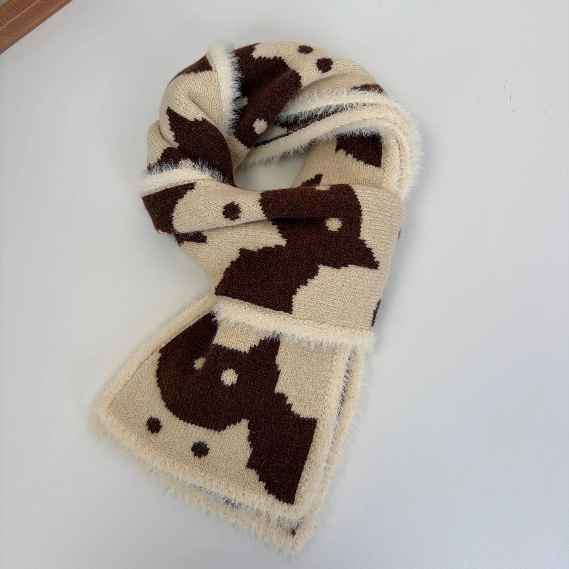 New Japanese cute funny kitten short knitted scarf female autumn and winter student warm versatile couple scarf