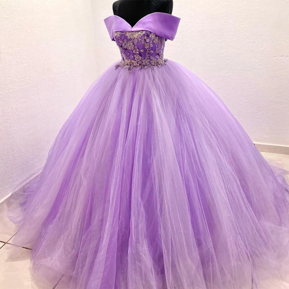 

Gorgeous Ball Gown Quinceanera Dresses Party Formal Off the Shoulder Beading Lace Applique Princess Birthday Gowns