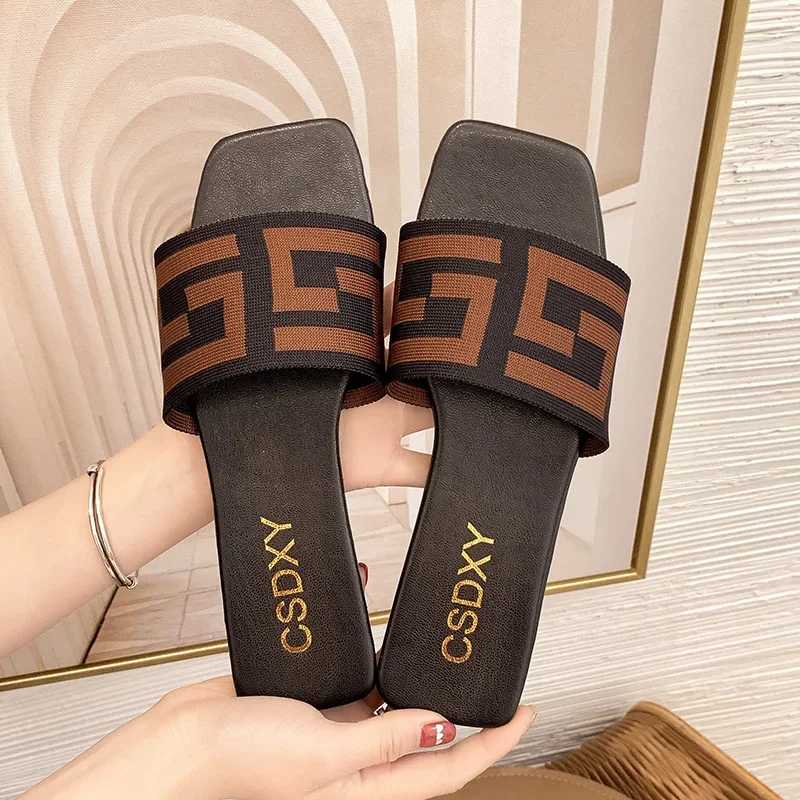 Sandals New Women Family Warm Flat Bottom Slippers Women's Home Anti Slip Rabbit Hair Fashion Opening Sandals Woman