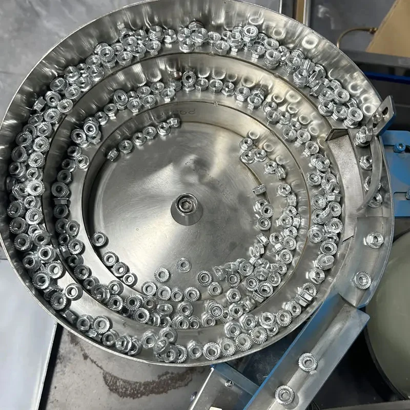 Fully Automatic Bolt Nuts Nails Fasteners Screw Counting with Vibrating Plate Plastic Bag Packaging hine