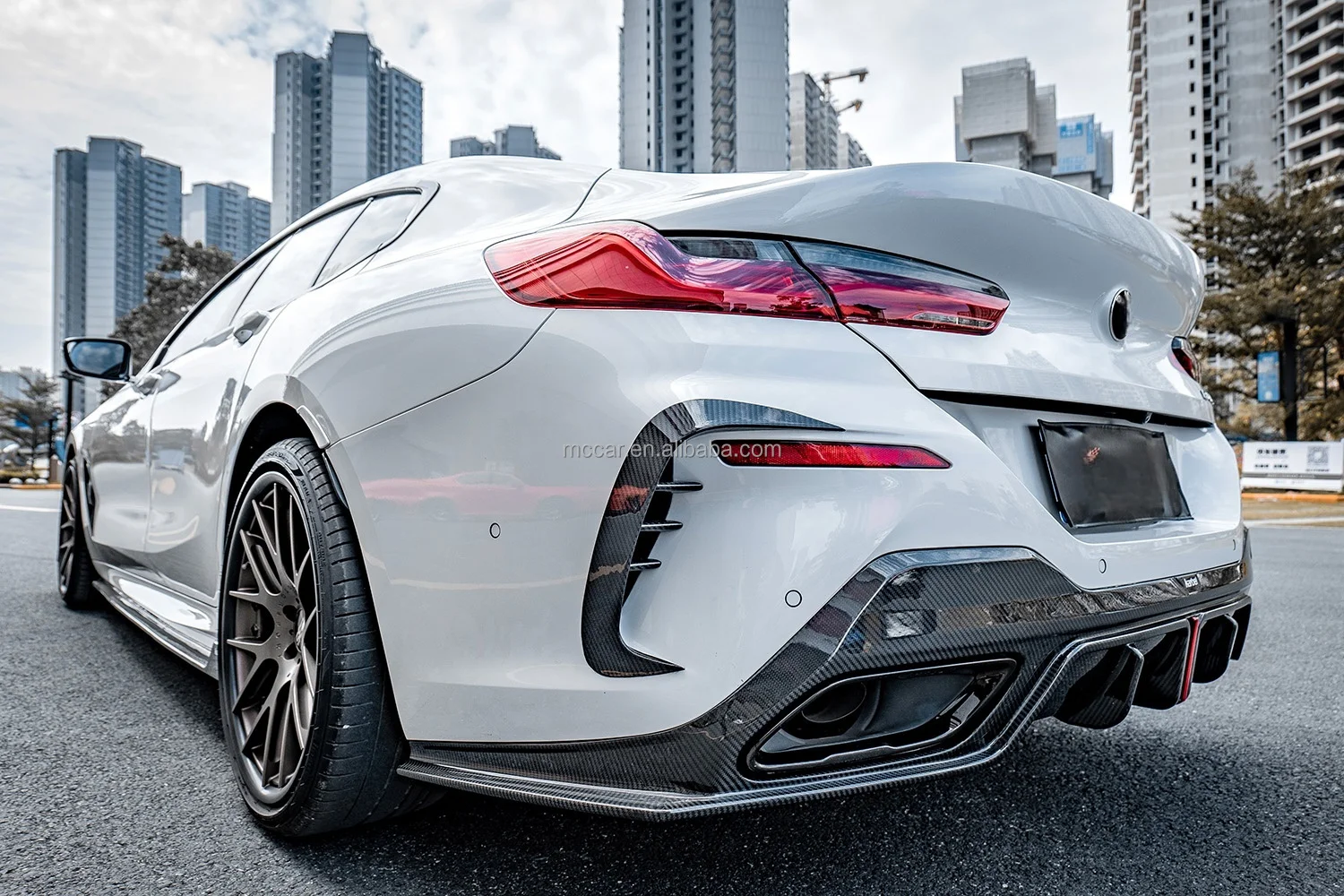 Glossy Carbon Fiber Car Bumper Side Skirts Splitter For BMW 8 Series M8 840i 4 Door Body Kits Rocker Panels