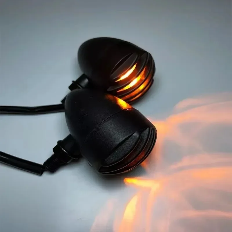 2 قطعة ل مقهى المتسابق سوزوكي جديد دراجة نارية بدوره أضواء الإشارة شواء رصاصة مؤشر 12 فولت العنبر الجبهة لمبة خلفية