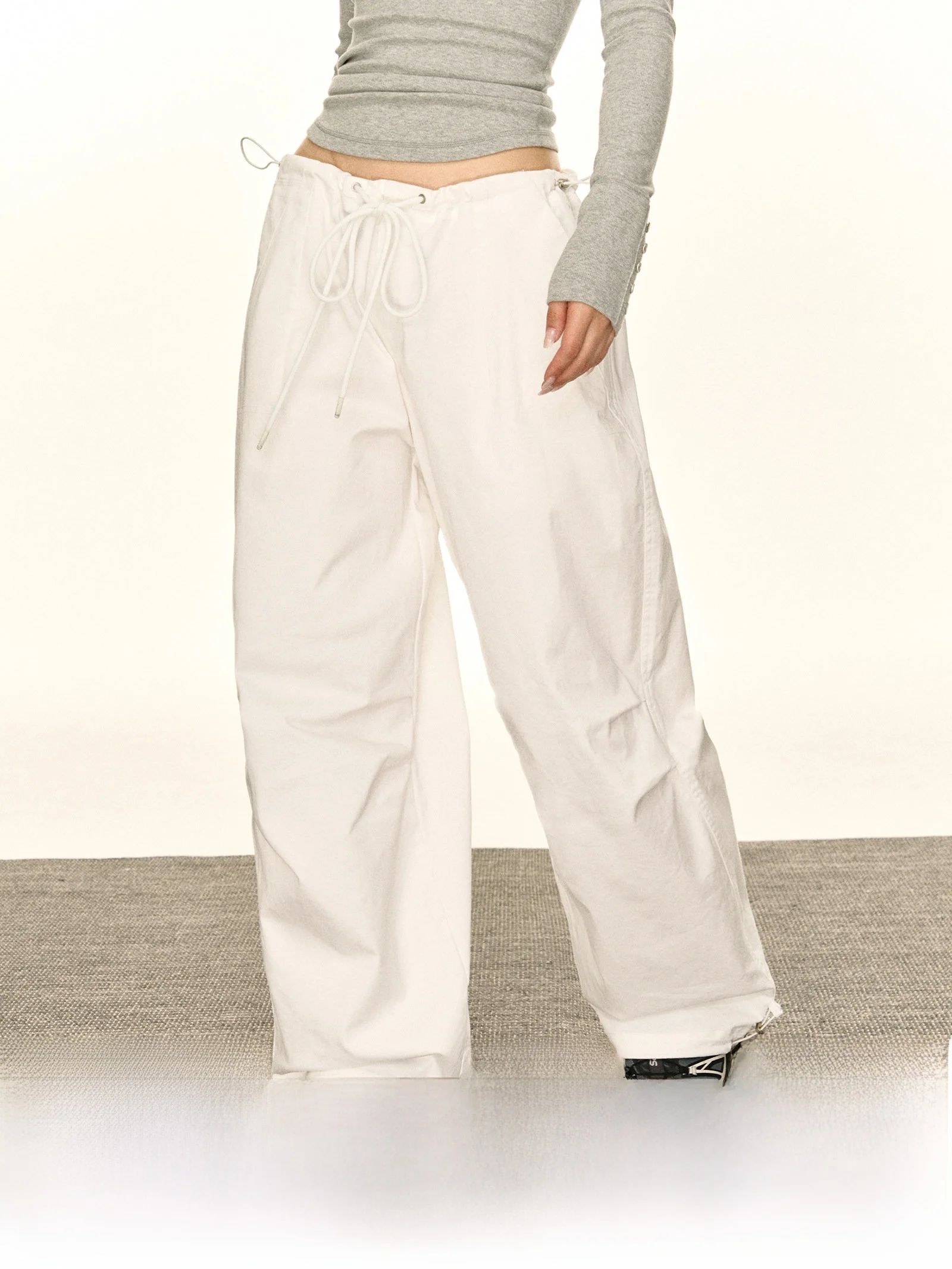 

Ariseism Американские ретро-брюки-парашюты белого цвета для женщин, осенние новые повседневные брюки с низкой талией, длинные, из смесового хлопка