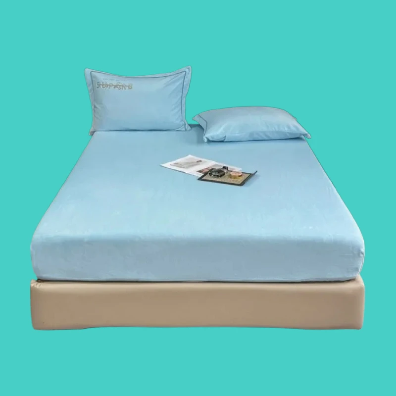 

2025 new solid color simple fashion milk fleece fitted sheet single piece fitted sheet no pillowcase warm and comfortabl