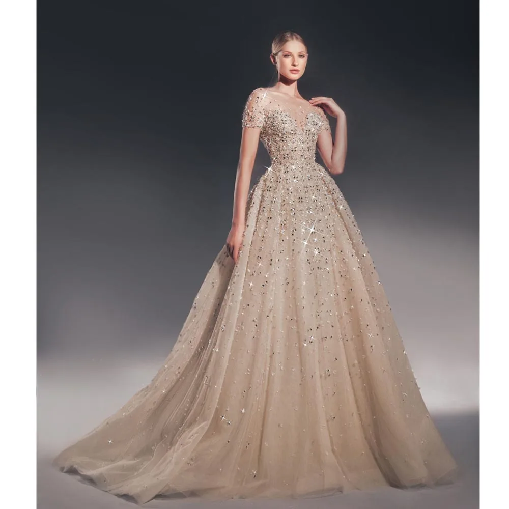 แชมเปญ V คอชุดราตรีคริสตัลไข่มุกหรูหรา Sequined ความยาวชั้น Sweep Train Ball Gowns แฟชั่น Party Prom Dress