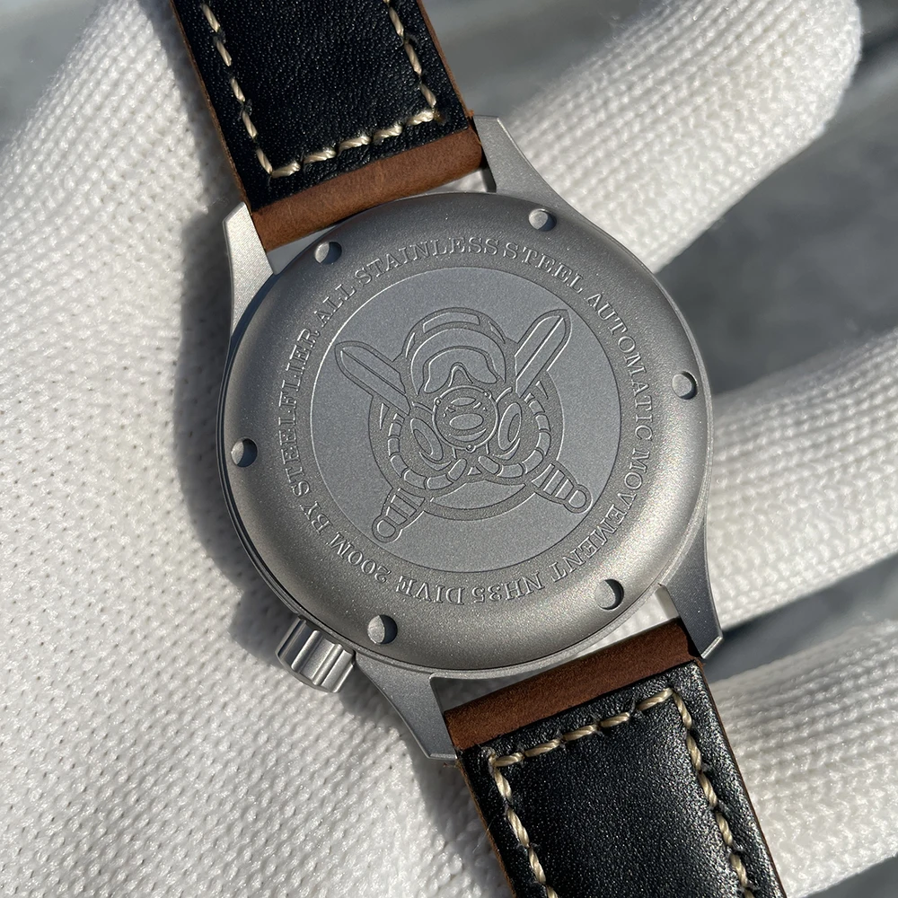 ساعة يد ميكانيكية عصرية SF752 رسمية من STEELFLIER NH35 حركة سوبر BGW9 مضيئة 20Bar ساعات غوص فاخرة مقاومة للماء