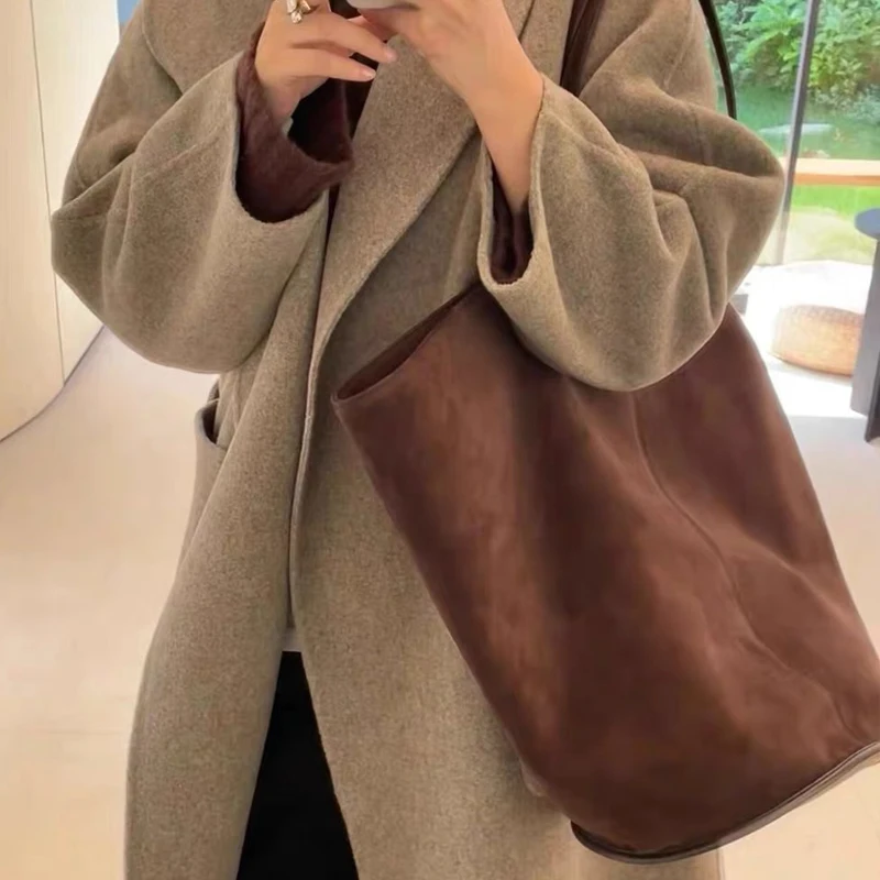 Oversized Capacity Faux Suede Tote Bags For Women Luxury Designer Handbags Purses 2023 New In Vintage Shell Type Bucket Shoulder