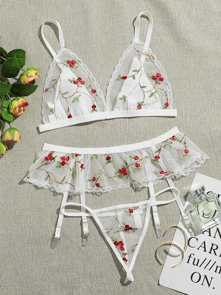 Female Underwear 3pcs Bralette Set Sensual Lingerie Woman Floral Embroidered Underwear Set French Triangle Cup Bra and Panty Set