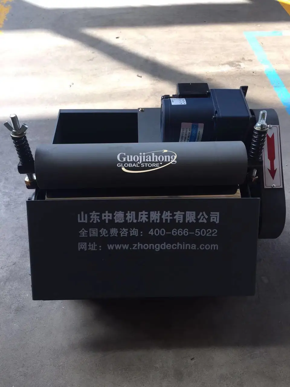 

Завод магнитных сепараторов железа 25 л/50 л/75 л/100 л/200 л/300 л для шлифовального оборудования.