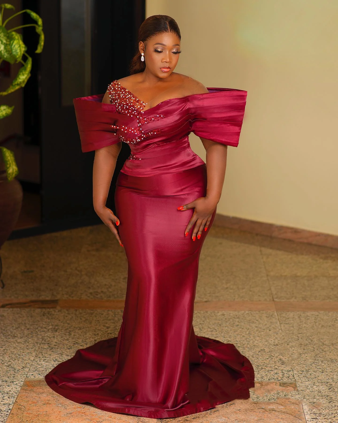 Burgundy Red Mermaid Evening Dress Beaded Satin Ball Dress Phantom Birthday Dress Engagement Party Dress Customization