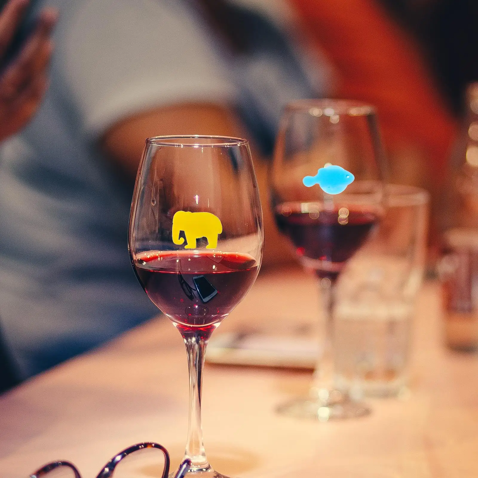 

24 Pcs Glass Label Personalized Animal Charm The Beverage Markers Silicone Identifier Cup