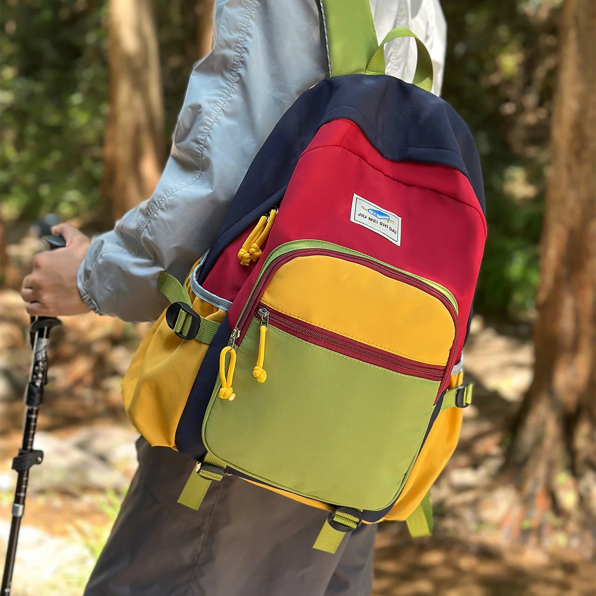 

Оригинальный сверхлегкий рюкзак для путешествий, легкая новая модель 2025 года, школьная сумка большой вместимости для студенток, пар, покупок, пеших прогулок, кемпинга