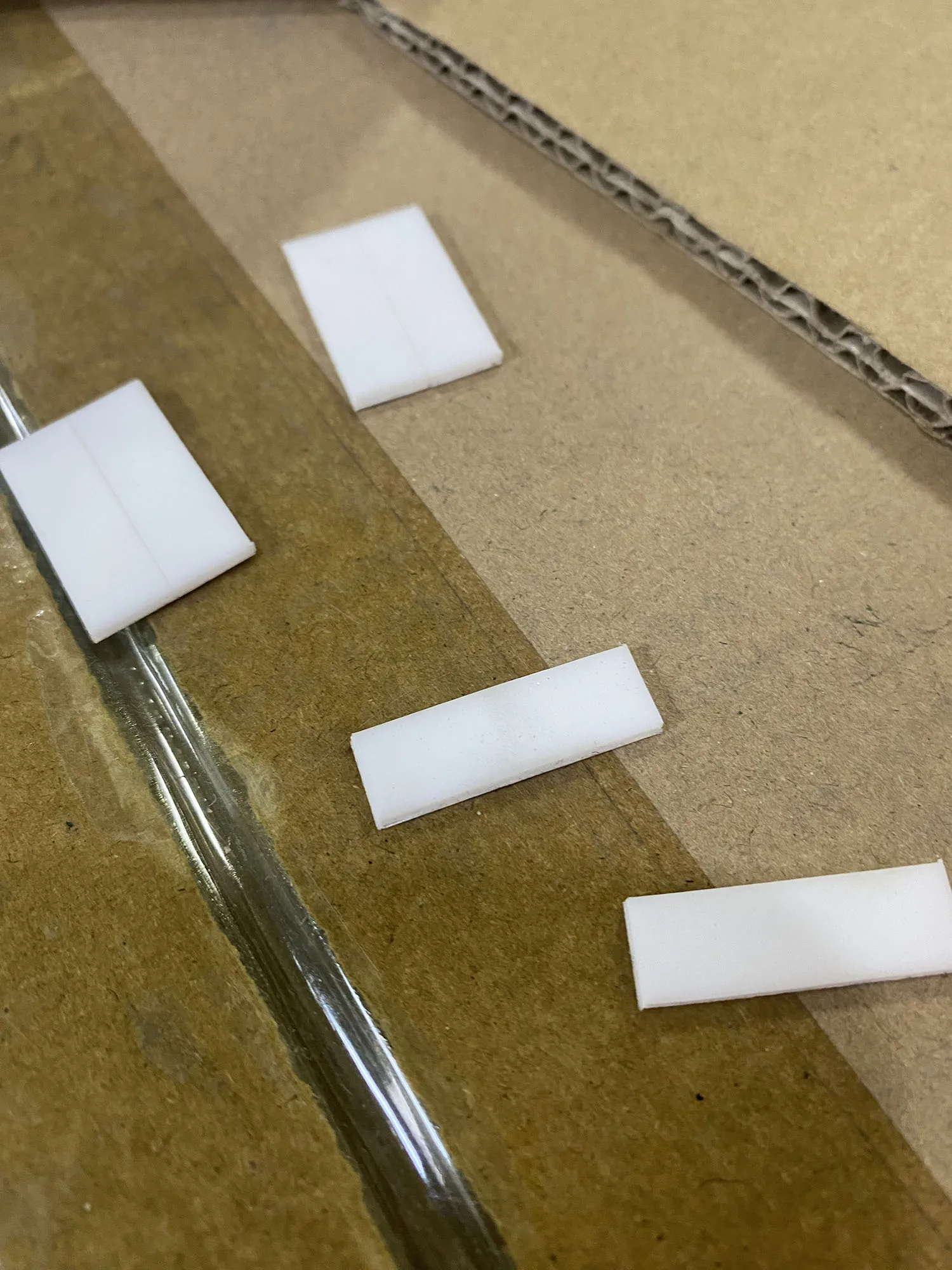 

50X CN598-67018 Разделительная накладка для HP X451 X476 X551 X576 X585 377 477 577 352 452 552 556 586 251 8610 8620 8625 8630 8640