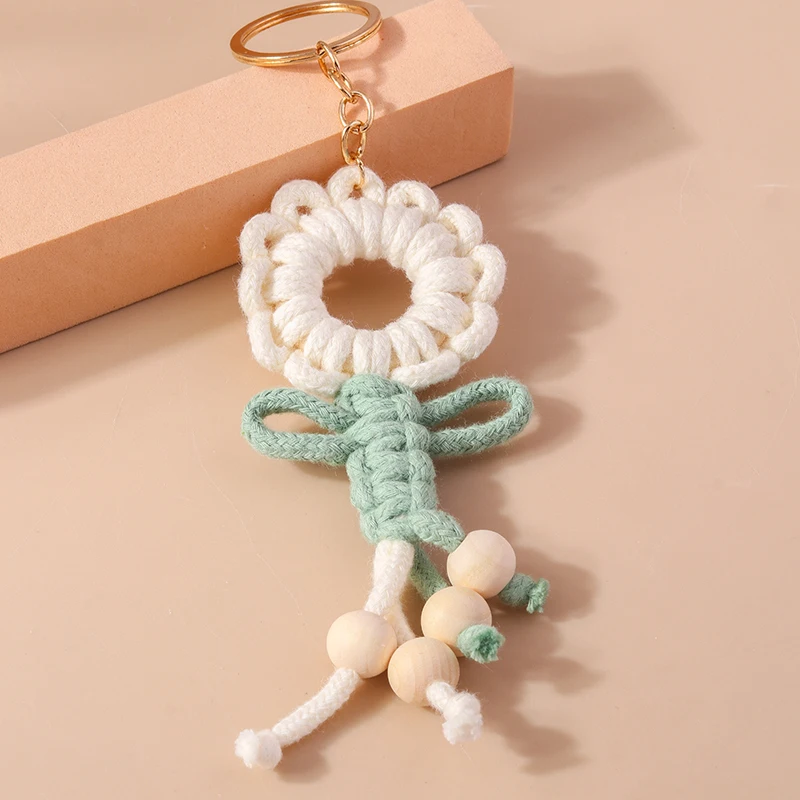 Lovely Hand knitted Flower Tassels Keychain for Women Girl Cute Rainbow Key Ring Pendants Handbag Decor DIY key Chain Gifts