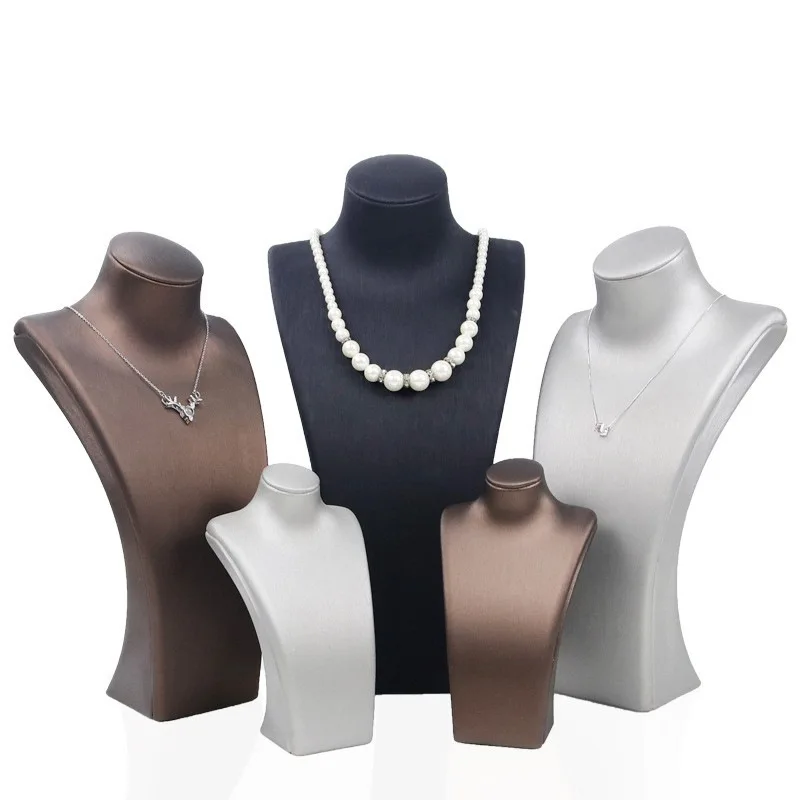 

Classic Leather Model Display Stand Portrait Hanging Neck High Quality Jewelry Stand Necklace Stand Jewelry Photo Props