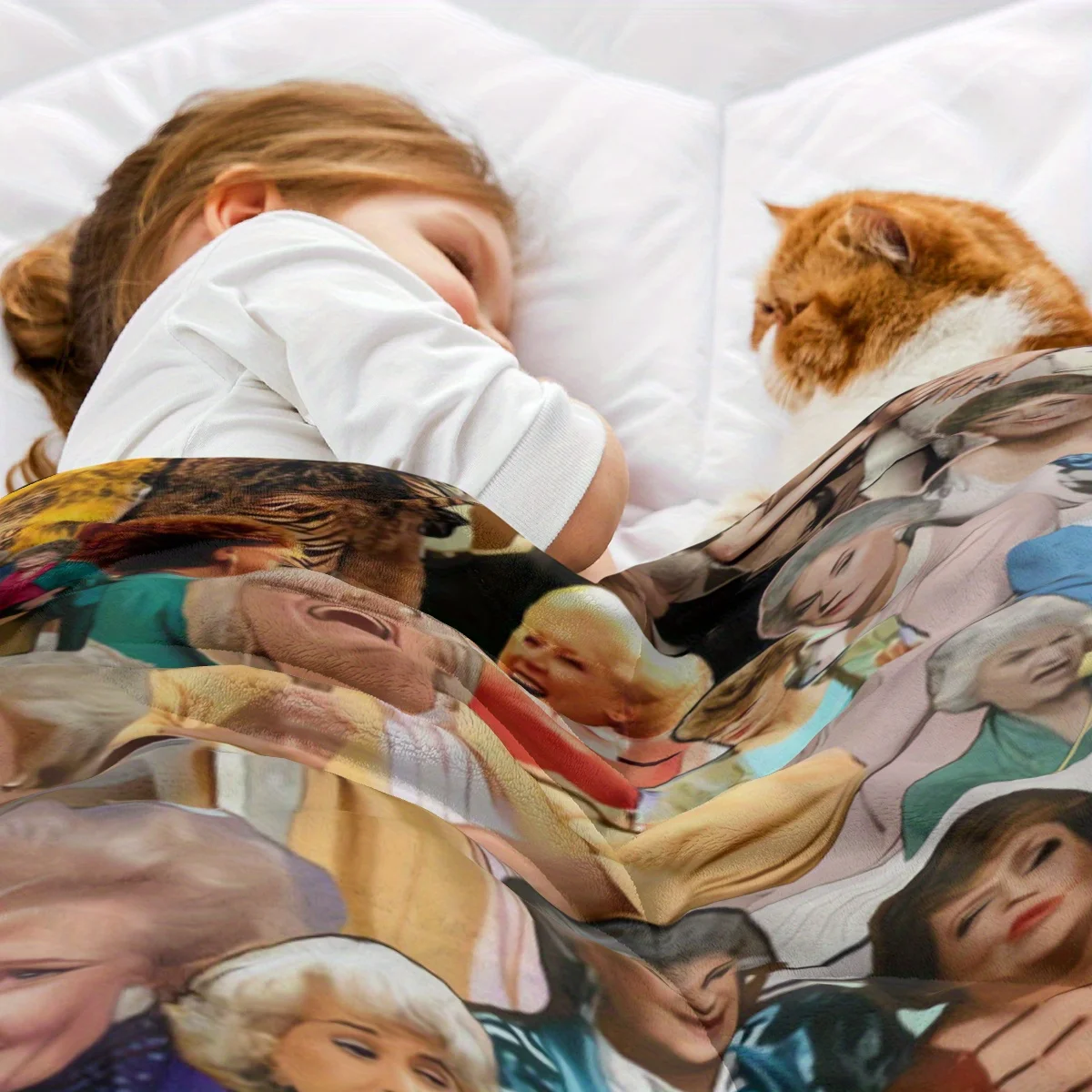 Customize Golden Blanket Flange Textile Decor Portable Super Soft Throw Blankets for Home Office Plush Thin Quilt