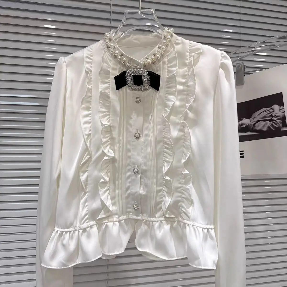 White beaded Lolita bow shirt women's Spring Festival 2026 new high-end fungus edge temperament shirt