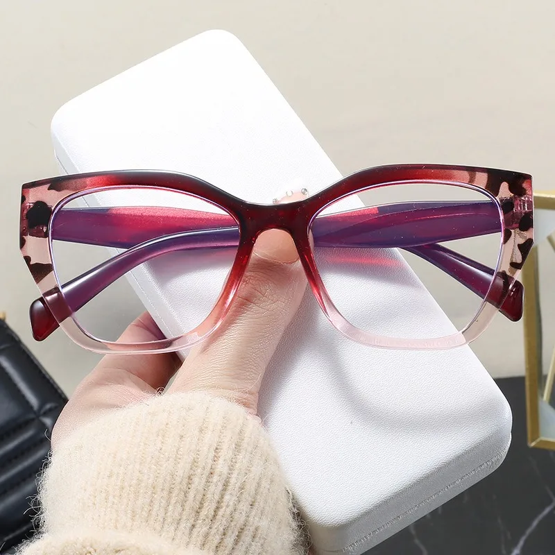 Women Fashion Patchwork Cat Eye Glasses Stylish Contrasting Color Anti-blue Light Computer Glasses PC Frame Daily Use Eyewear view 2