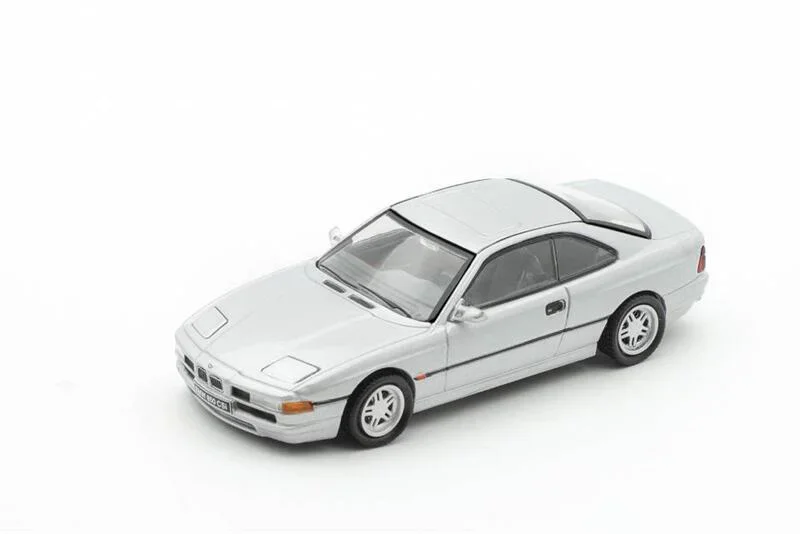 Shadow 1:64 850Csi LHD Diecast Model Car