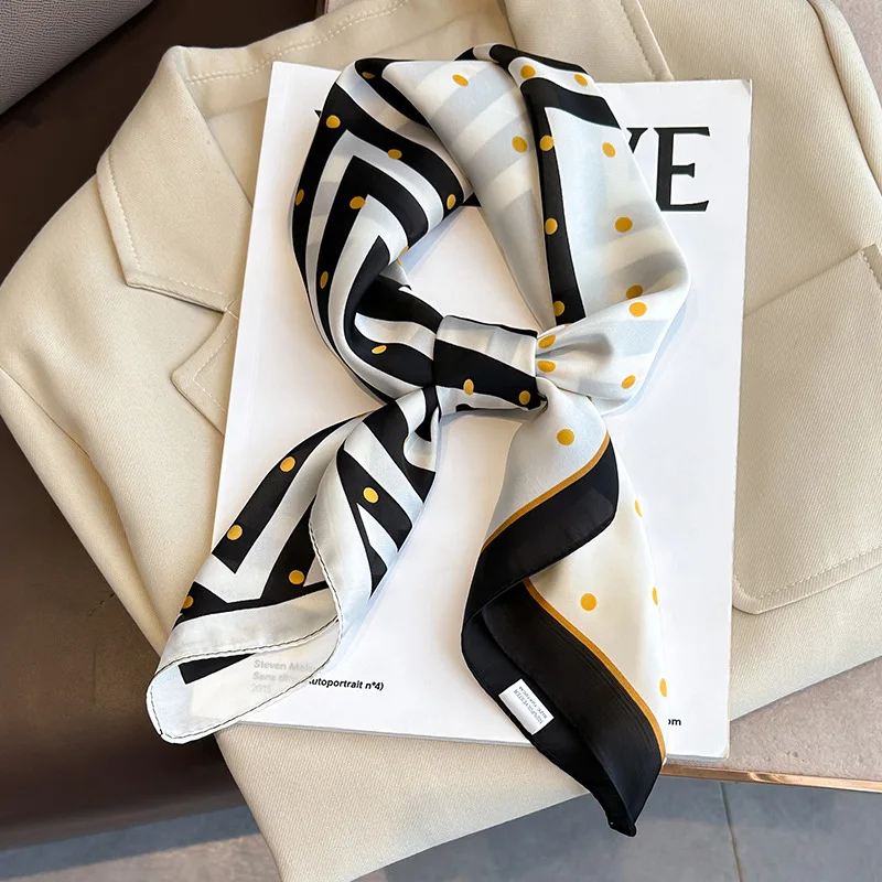 

Luxury Brand Women Kerchief The Four Seasons Muslim Headscarf 70X70CM Muffler Sunscreen Silk Scarves Fashion Beach Square Shawls