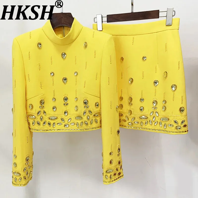 

HKSH Women Luxury Two-piece Set Studded Diamonds Long Sleeves Short Top A-line Mini Skirt Elegant High-end Ins New Spring HK5809