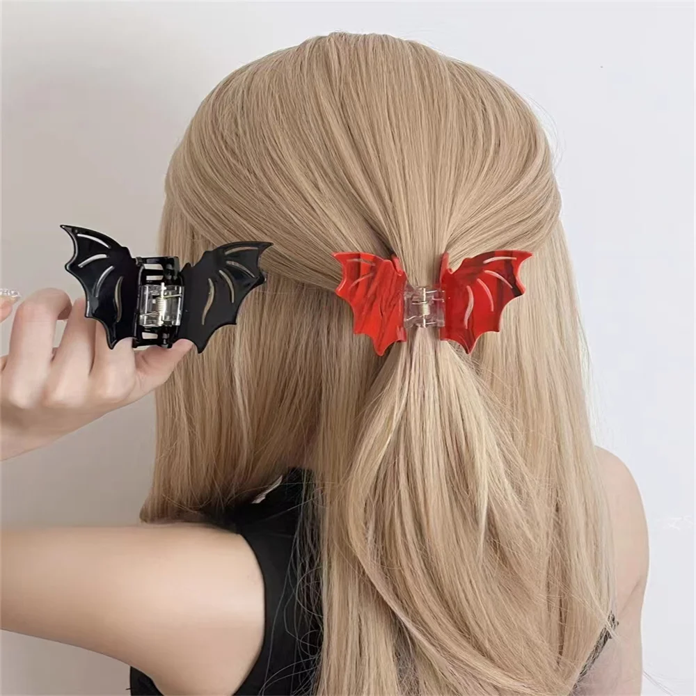 2025 New Popular Bat Hair Clip Halloween Hairpins for Girl Women Fashion Hair Claw Tweezers Hair Accessories Free Shipping