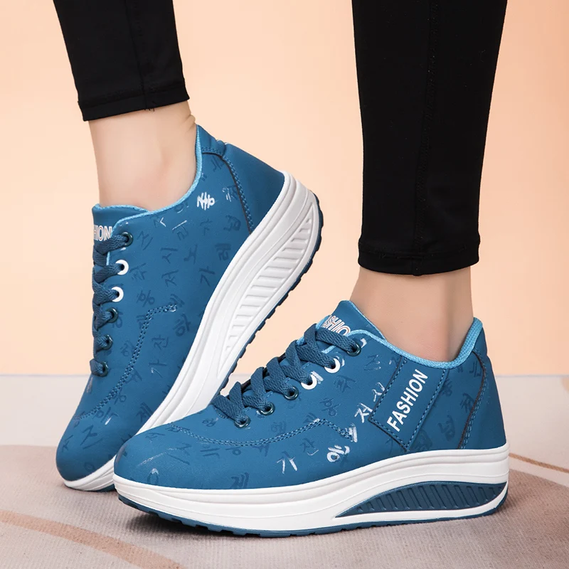 Women Sneakers Fashion Women Vulcanized Shoes High Quality Flats Shoes for Women Walking Platform Plus Size Zapatillas Mujer