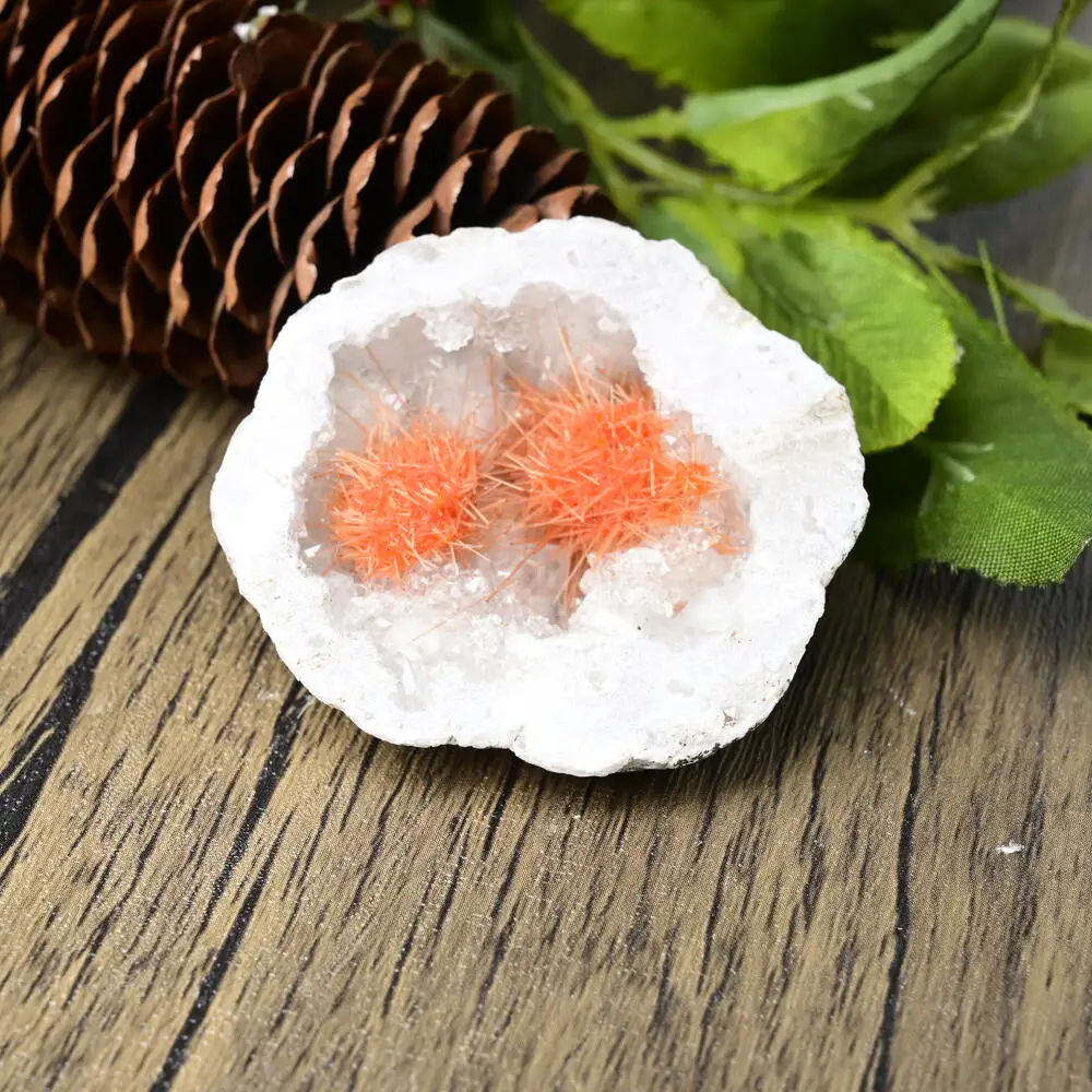 1 Agate Vein with Chessylite, Orange Goethite, Linarite, and Quartz Cluster, Is A Mineral Specimen Used for Decoration
