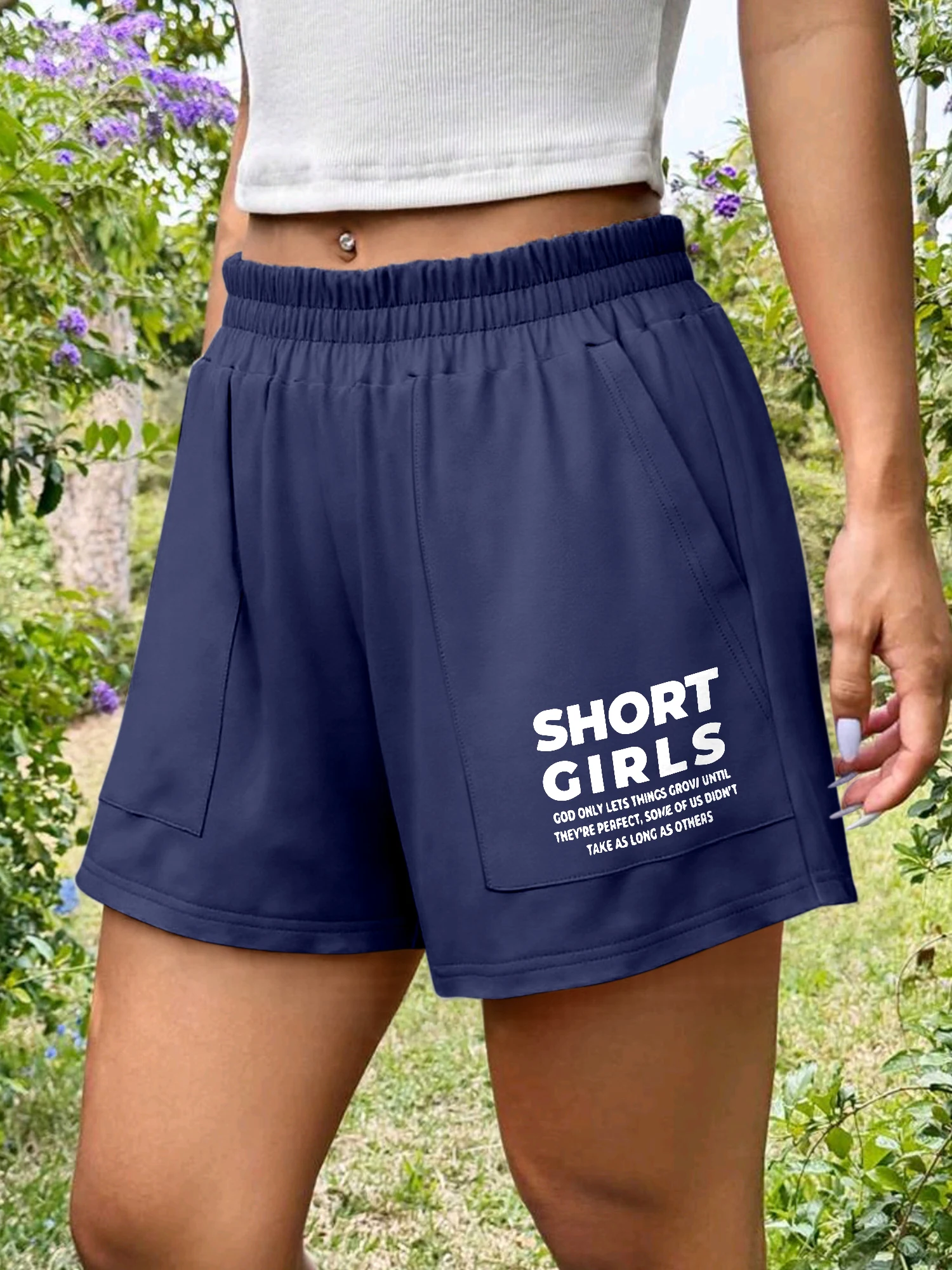 

Women's "Short Girls" Sarcastic Quote Print Casual Shorts, Elastic Waist High Waist Shorts with Pockets, Funny Daily Wear