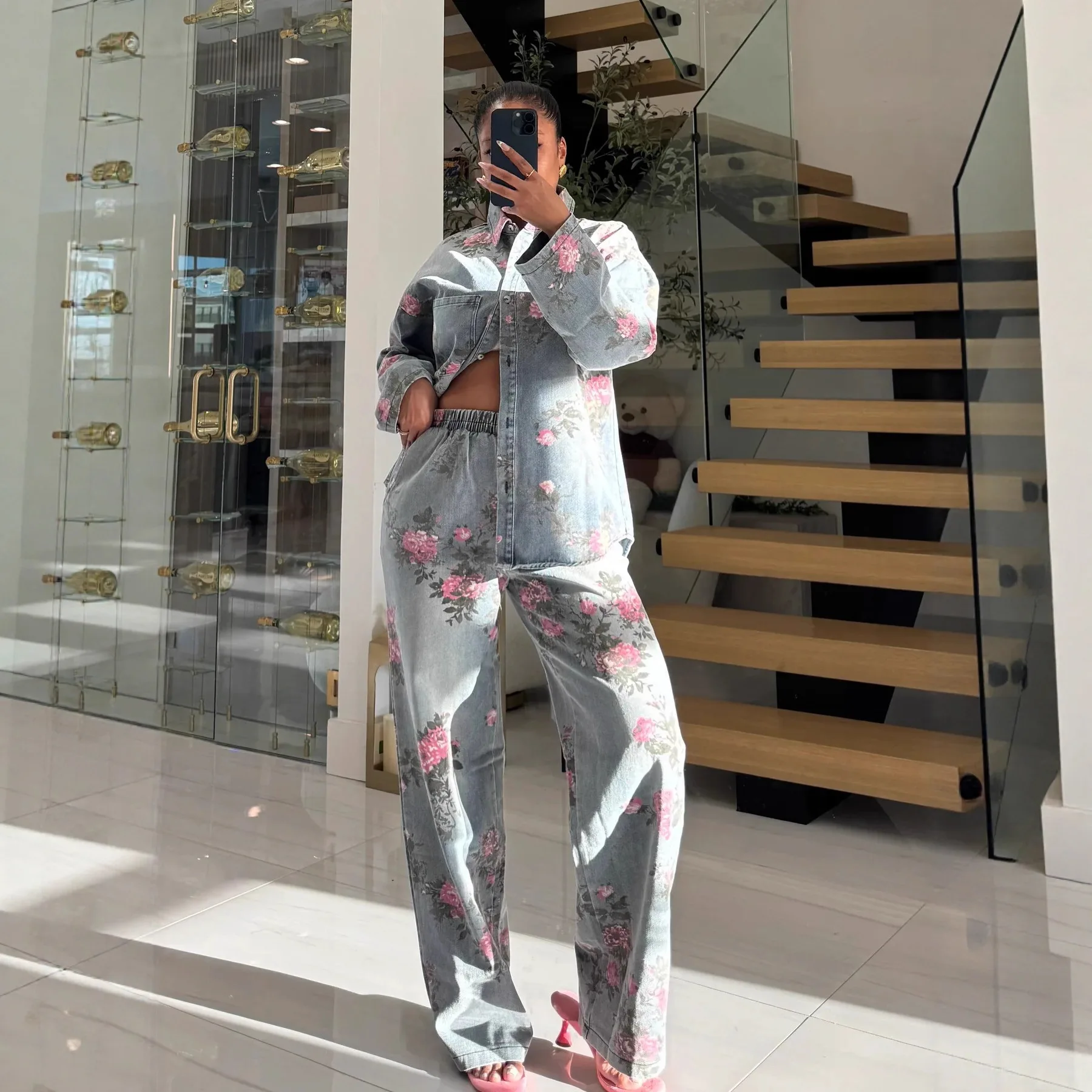 

Floral Printed Women Denim 2 Piece Set Lapel Neck Denim Shirts Wide Leg Jeans Matching Set 2025 Autumn Winter New Popular Outfit