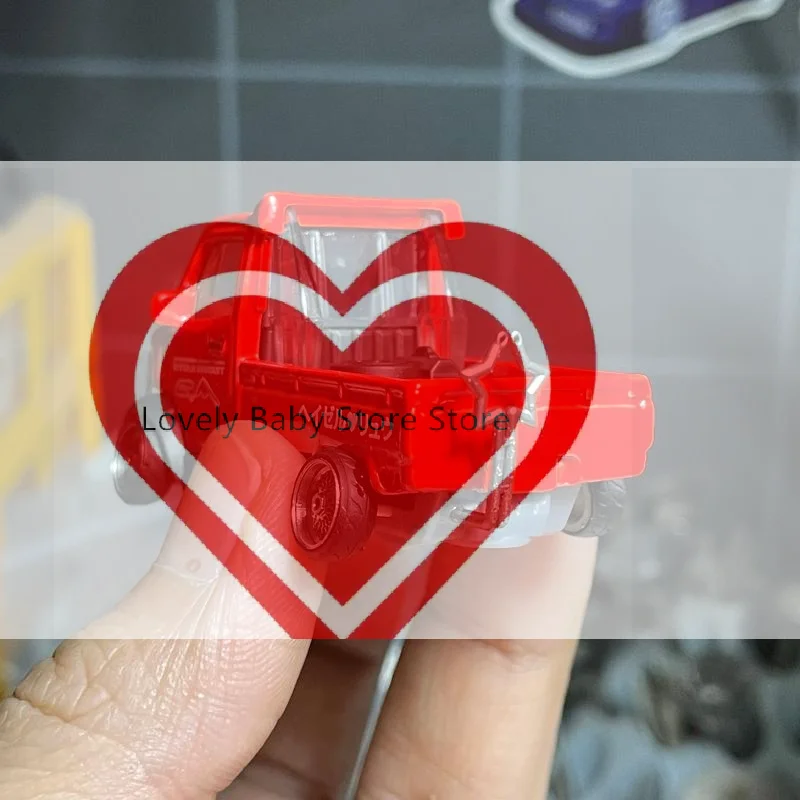 

【BS】1:64 Car Model Pentagram Heart-Shaped Exhaust Pipe Scene Decoration Suitable For Car Model Modification