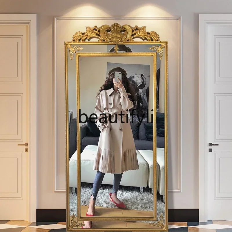 مرآة مناسبة للأميرة باللون الذهبي العتيق من الأرض إلى السقف لغرفة النوم معلقة على الحائط وأرضية خلع الملابس ومرحاض لكامل الجسم