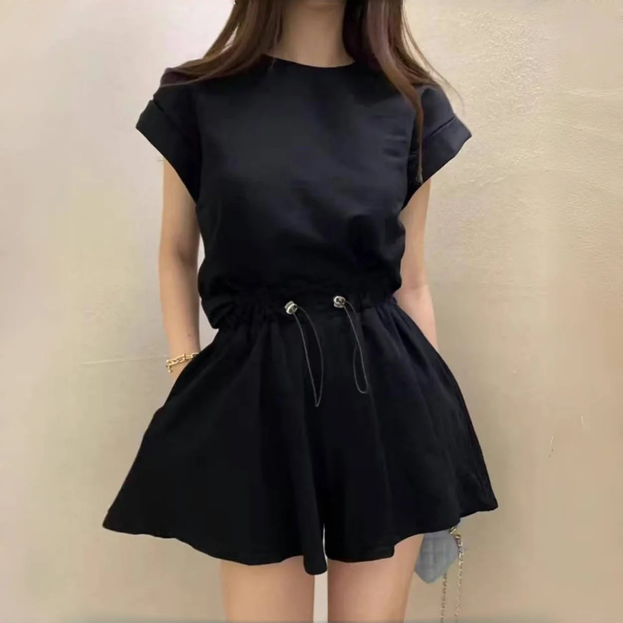 

Шикарная летняя женская футболка с широкими штанинами и комплектом из двух предметов Ba Slit ort Sve round Ne Dstring Top Bot