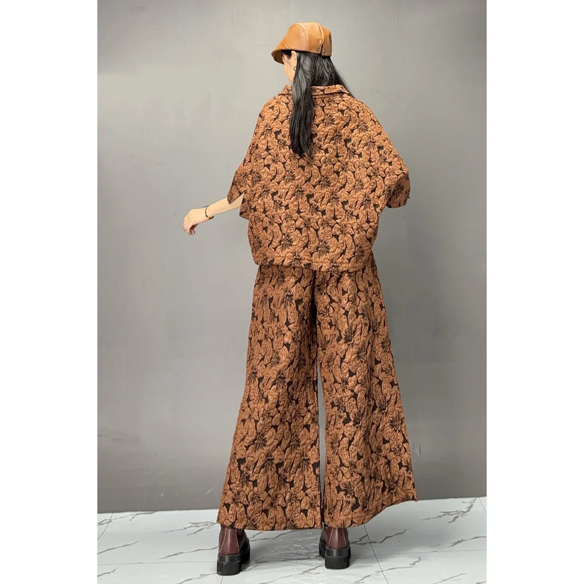 Vefadisa Dark Brown 2024 Autumn New Vintage Printed Women Matching Sets Lapel Long Sleeved Coat And Wide-leg Pants Suit ZXY1011A