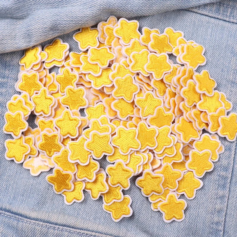Parche bordado corazón y estrella de dibujos para planchar o coser